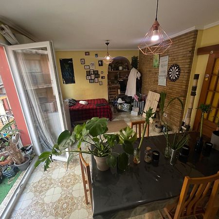 Grosses Modernes Zimmer "Silber" Fuer 2 Personen Und Katzenliebhaber Valencia Exteriör bild