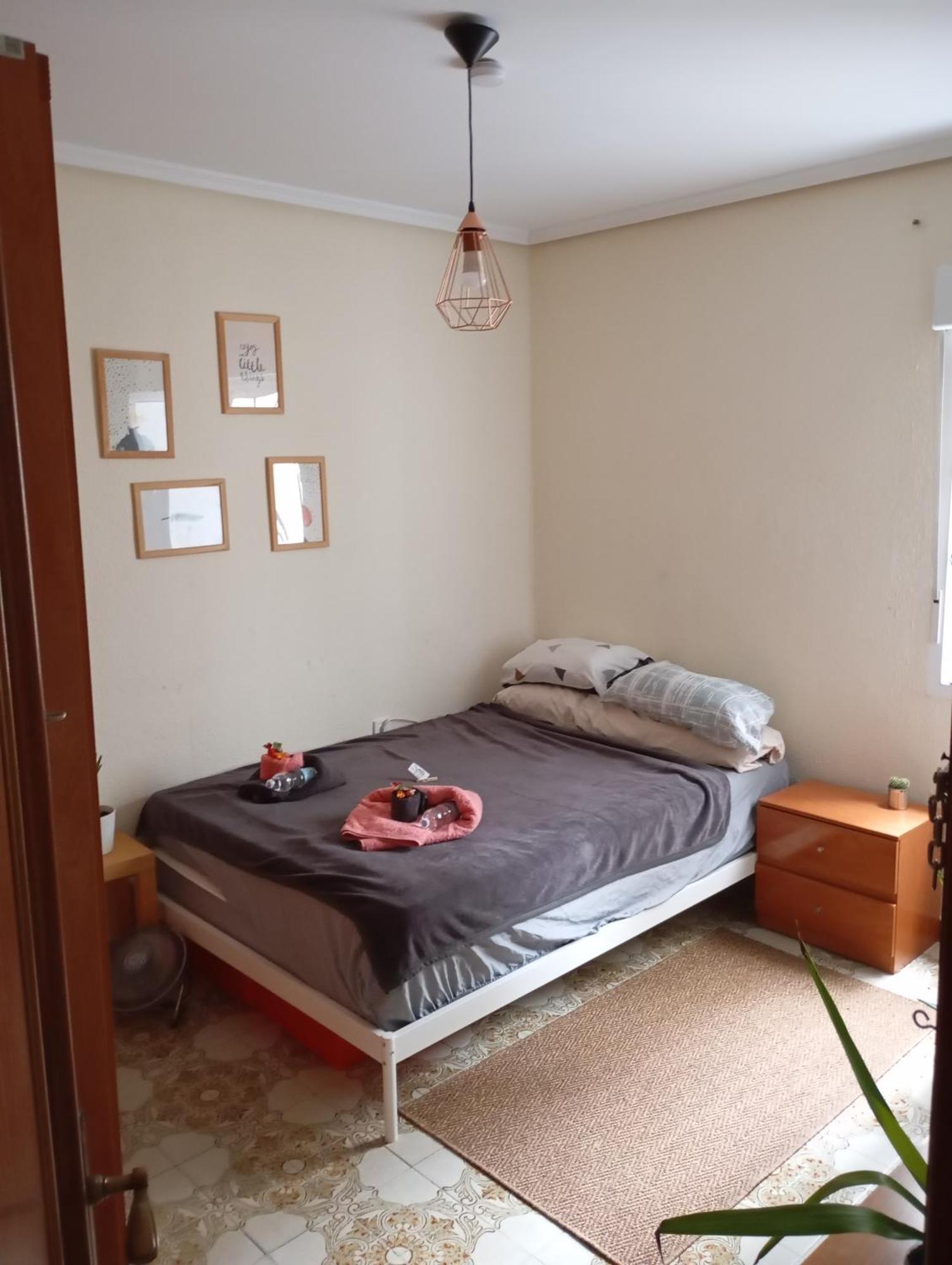 Grosses Modernes Zimmer "Silber" Fuer 2 Personen Und Katzenliebhaber Valencia Exteriör bild